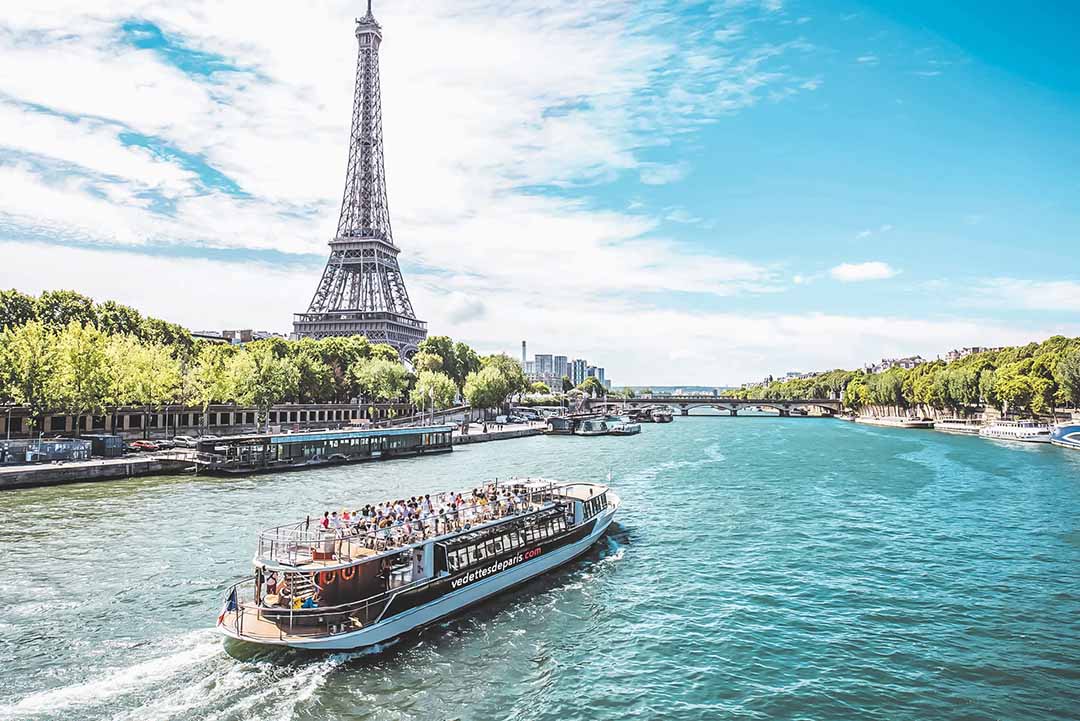 Experience a Seine River Cruise in Paris