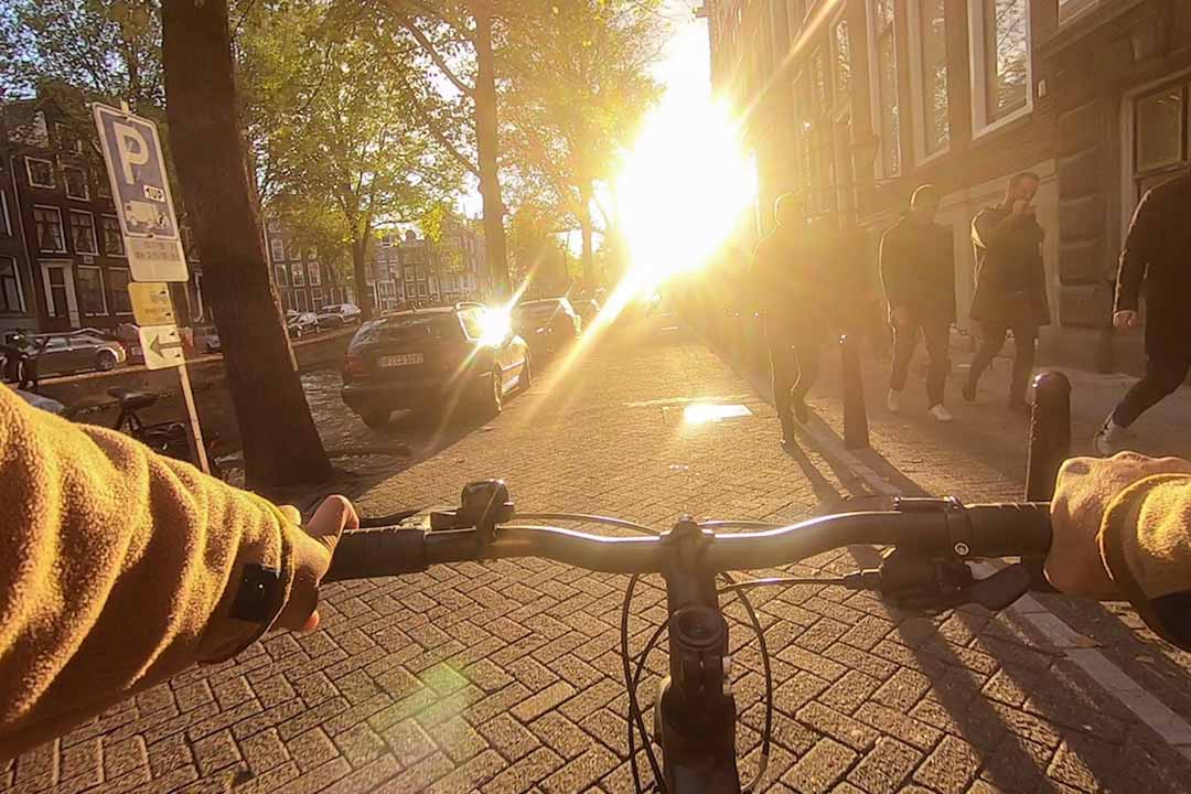 7 Tips to Stay Safe When Travelling Alone